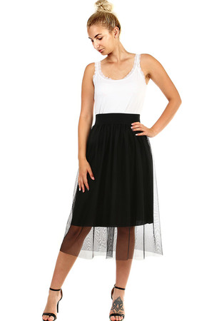Romantyczna dłuższa tiulowa spódnica z elastycznym paskiem w talii. Jednolity kolor. Uniwersalna rozmiarówka dla