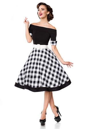 Damska sukienka vintage z wzorzystą okrągłą spódnicą poniżej kolana. Na końcu krótkich rękawów znajdują się