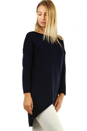 Dłuższy damski sweter oversize z przedłużonym tyłem. Ciepły materiał z zawartością wełny gładka dzianina z