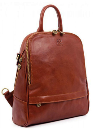 Kobiecy plecak skórzany z luksusowej linii Premium. Convertible design zapewnia łatwą zamianę plecaka w torbę na ramię.