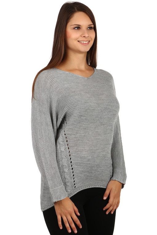 Damski sweter oversize z wzorem